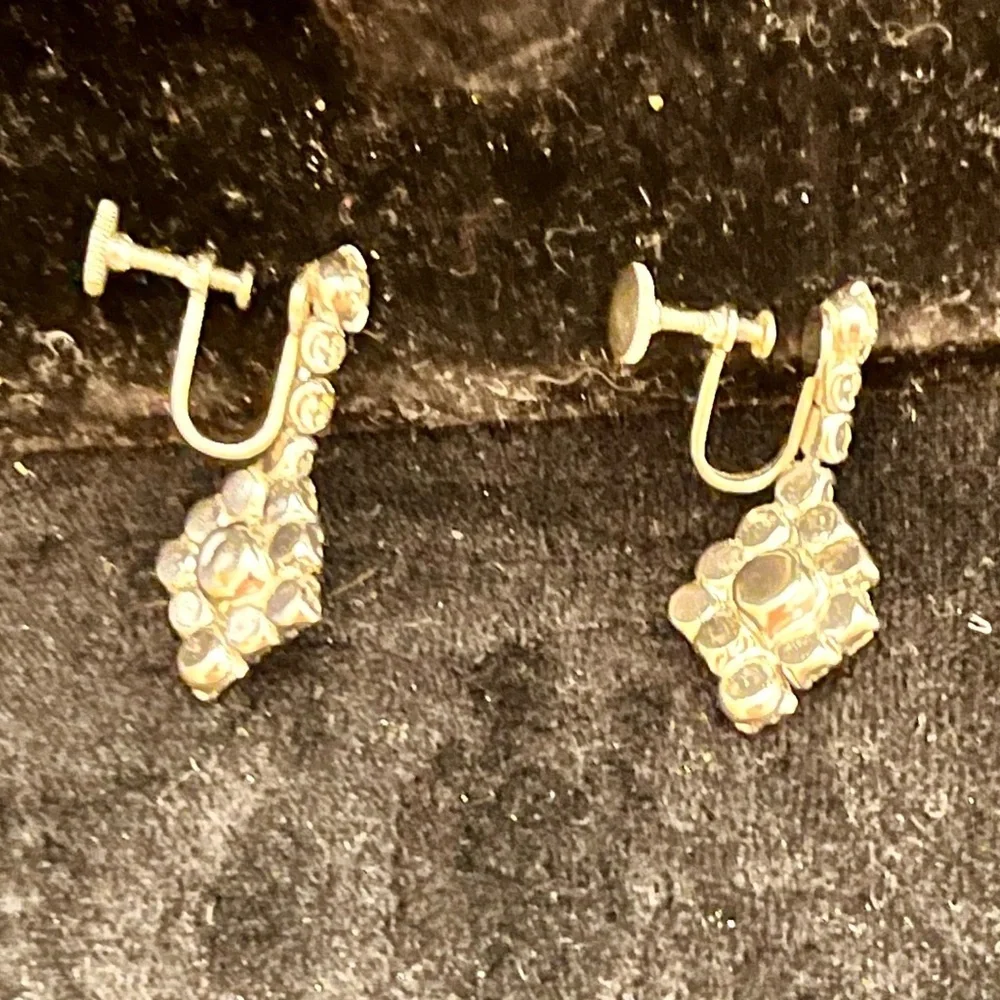 Vintage 1950s Rhinestone Crystal Drop Dangle Earrings Silver Tone Screw Back